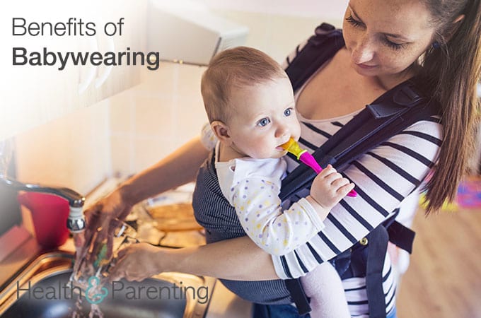 Top 10 Benefits of Babywearing